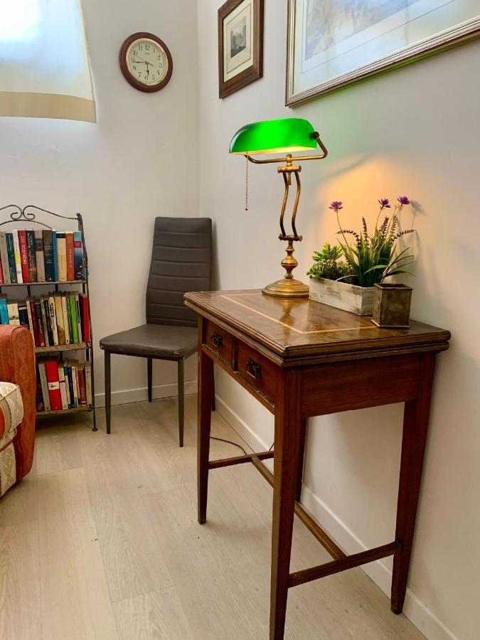 Palmira House - Delizioso Bilocale For Two Lägenhet Terni Exteriör bild